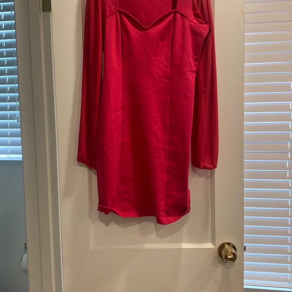 Guess Hot Pink Mesh Sleeve Dress, Size Medium - Picture 2 of 3